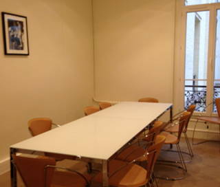 Bureau privé 36 m² 8 postes Coworking Rue Marbeuf Paris 75008 - photo 1